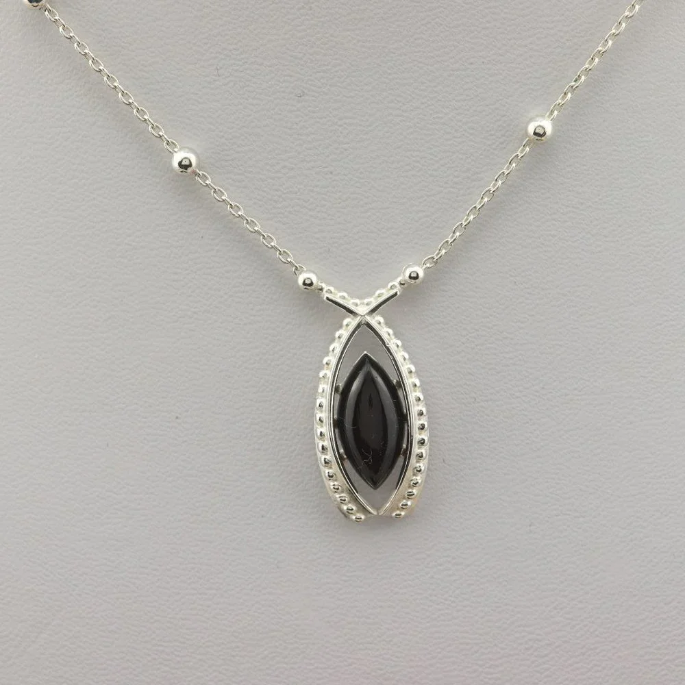 Sterling silver necklace with natural Baltic amber - Picture 10 of 11